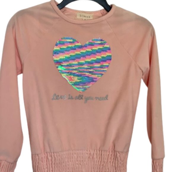 Girl's Long Sleeve Fleece Top with Heart Shaped Flip Sequins. Pink. NWT. Size 10 - Picture 1 of 8